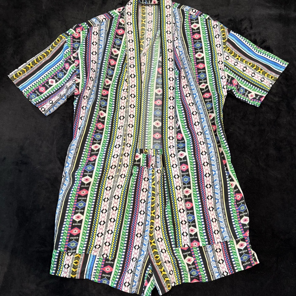 Multicolor Geometric Two-Piece Set - Picture 2 of 7